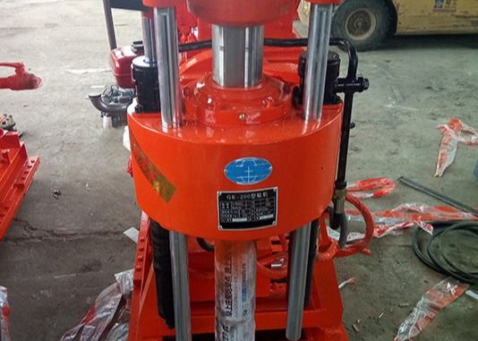GK200 ماشین حفاری کوچک هیدرولیک 380v برای آزمایش خاک برای هسته سازی مهندسی